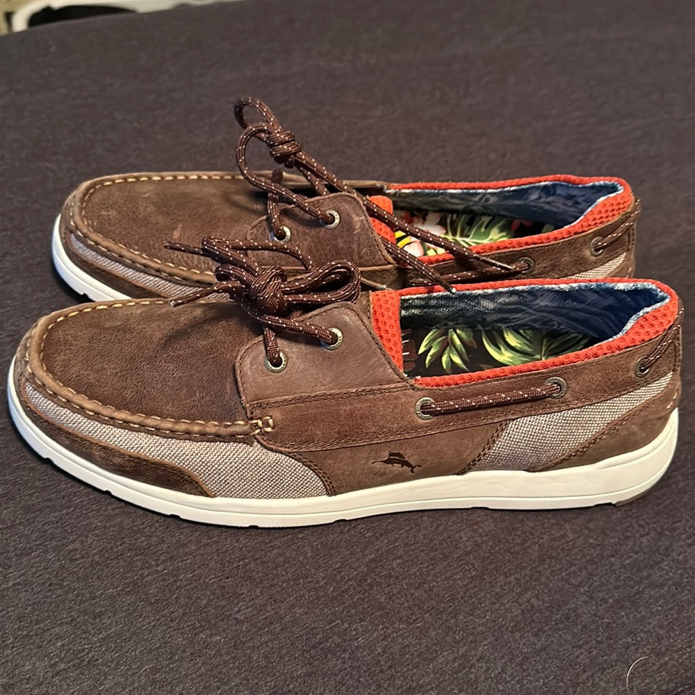 Tommy Bahama On Par Spectator Shoes Brown 11.5 Men’s never worn boat shoes